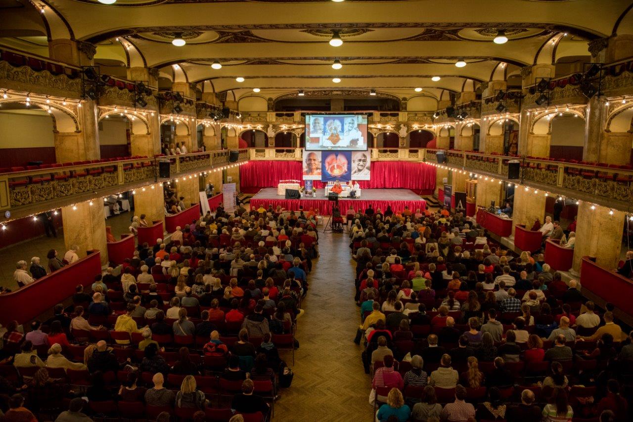 konference Lucerna